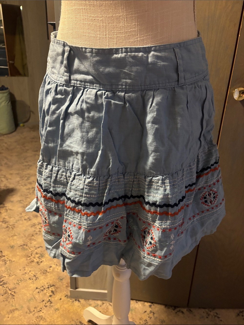 Max Rave Tiered Full Skirt Chambray Embroidered Boho Anthro Style 2000s Blue